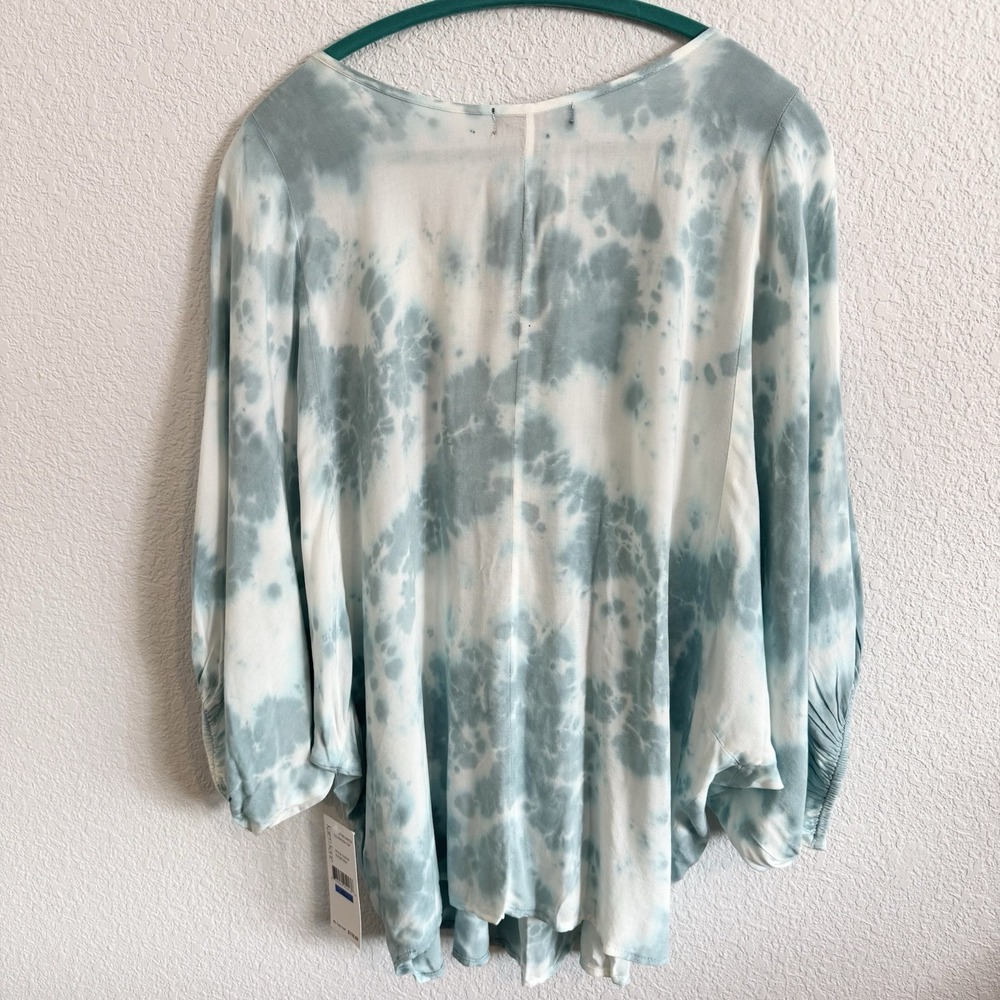 Karen Kane Women's size XL Call of the Canyon Pintuck Top Soft Aqua Tie Dye Boho - Picture 2 of 7